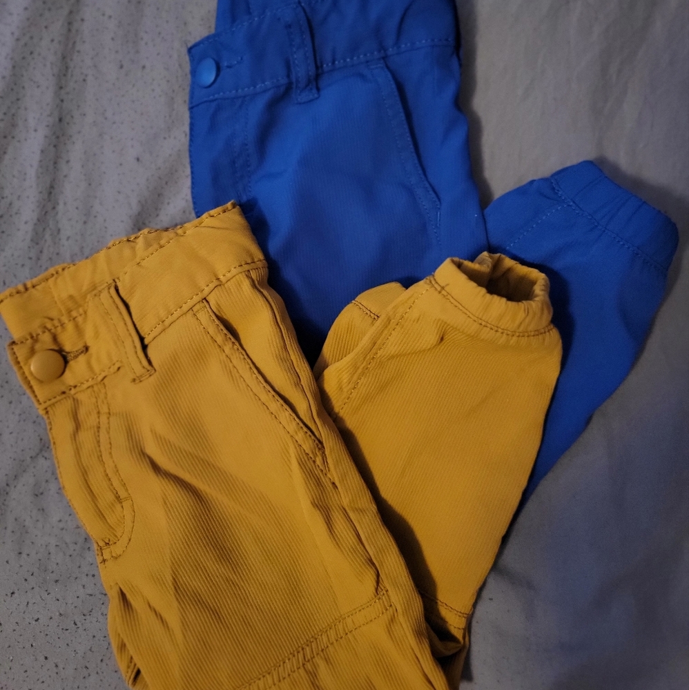Wrangler, boys kahki stretch pants 🤠